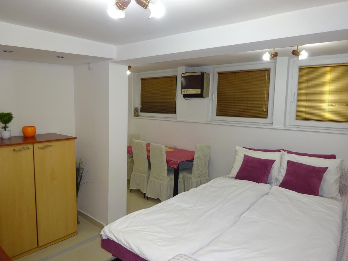 Jasmin White Apartment Skopje Eksteriør bilde