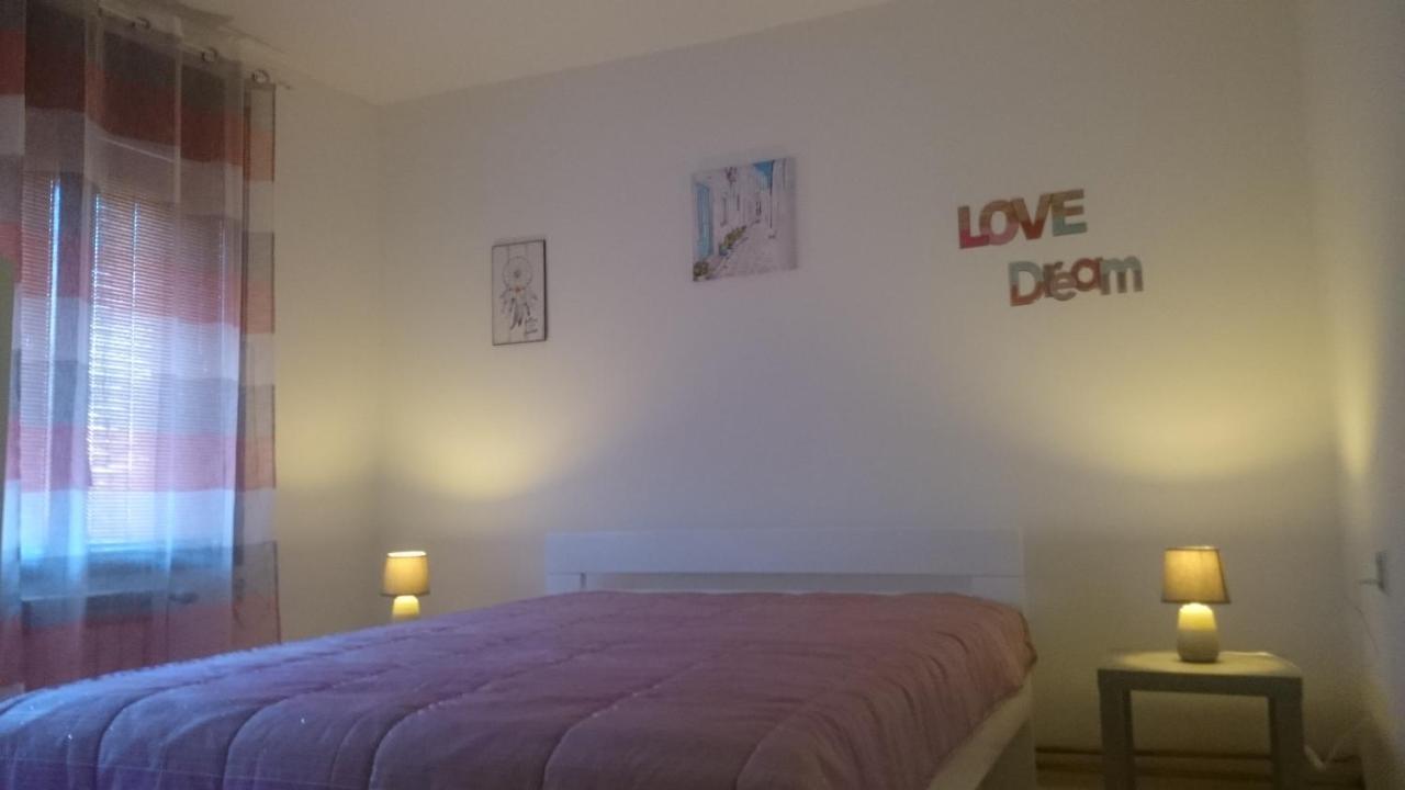 Jasmin White Apartment Skopje Eksteriør bilde