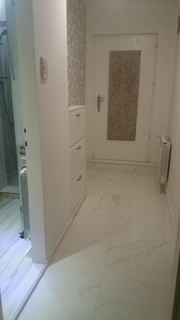 Jasmin White Apartment Skopje Eksteriør bilde